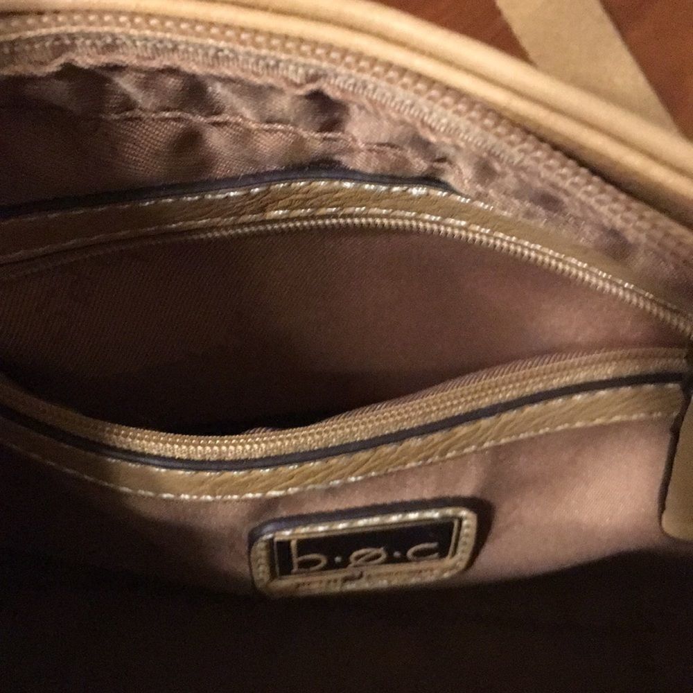 BOC Tan Purse with Adjustable Strap - Picture 7 of 14